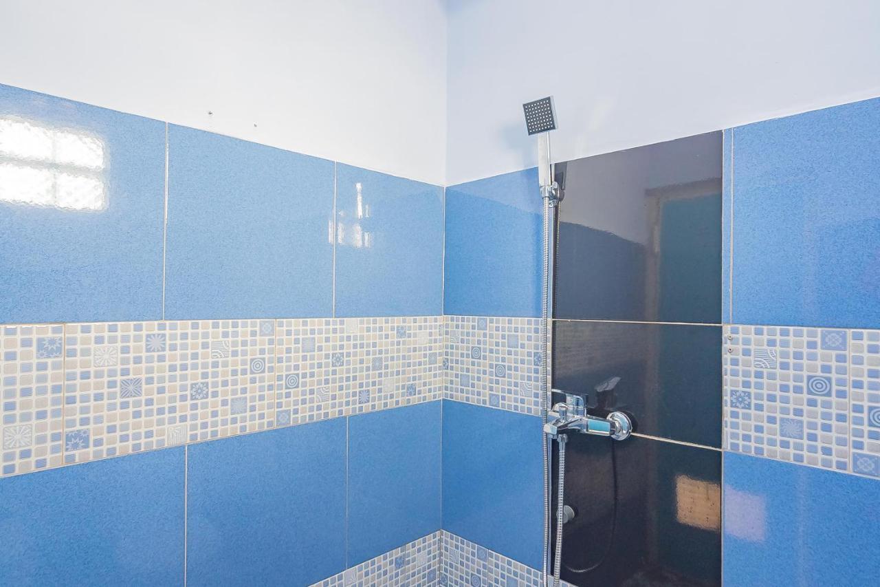 RedDoorz Syariah @ Tambak Mekar Street Subang Hotel Djalantjagak Bagian luar foto