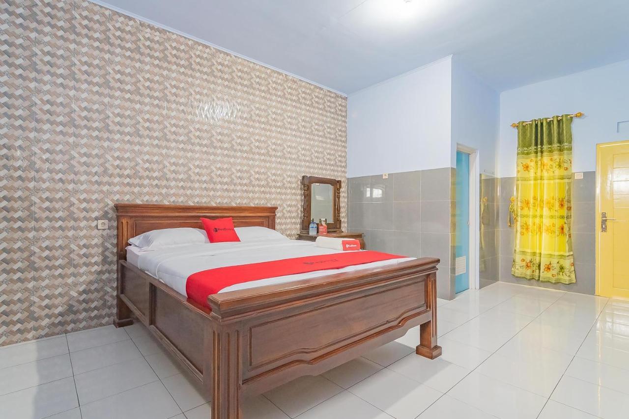 RedDoorz Syariah @ Tambak Mekar Street Subang Hotel Djalantjagak Bagian luar foto